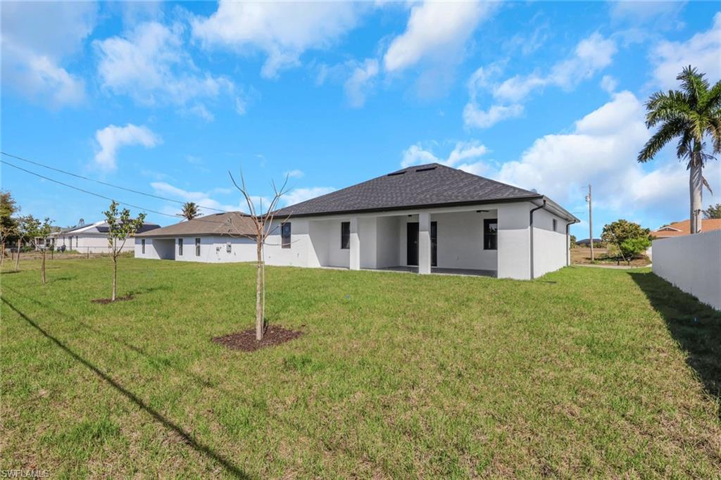 CAPE CORAL - Residential