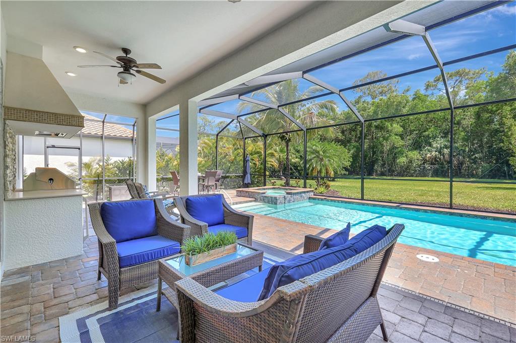 LAMORADA - Residential