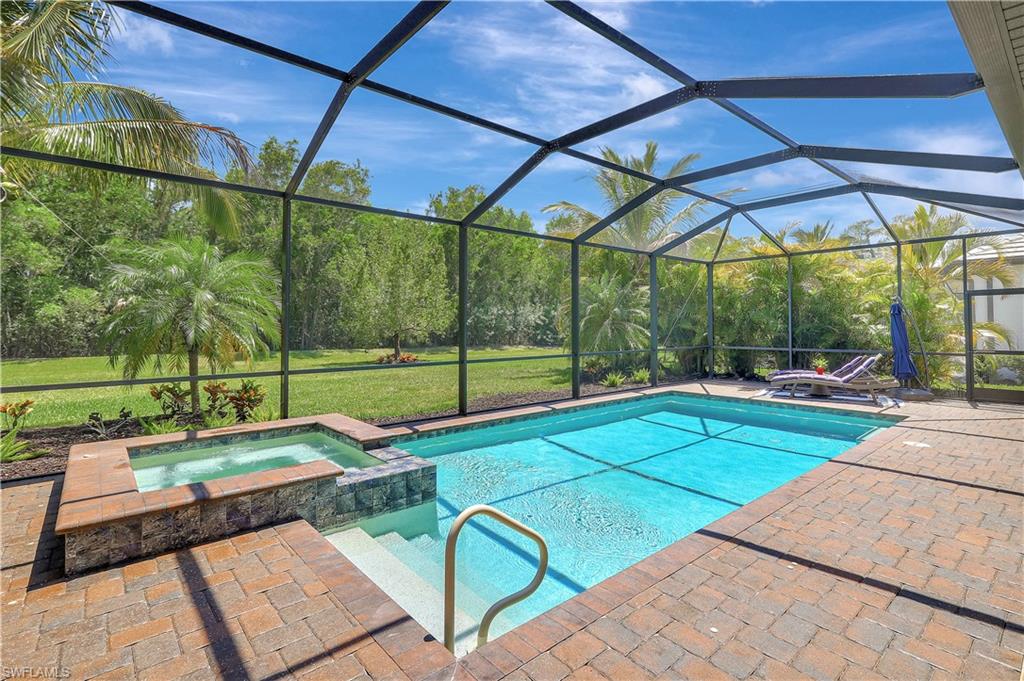 LAMORADA - Residential