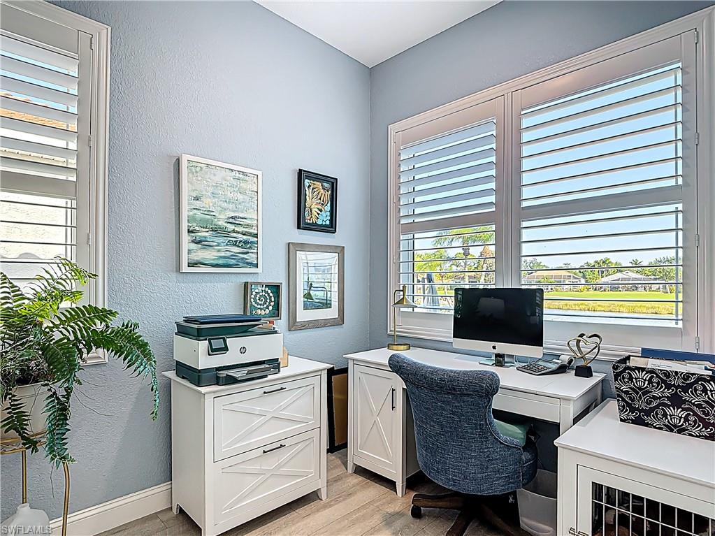 DEL VERA COUNTRY CLUB - Residential Lease