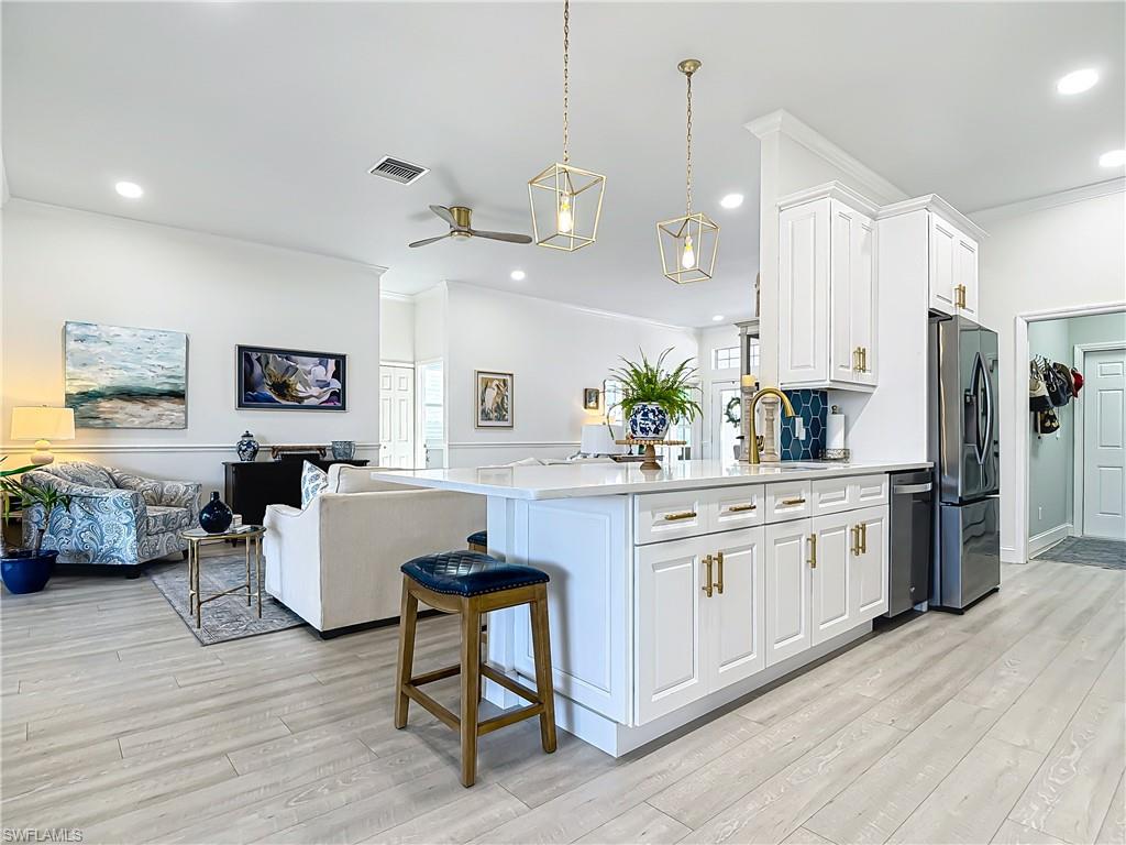 DEL VERA COUNTRY CLUB - Residential Lease