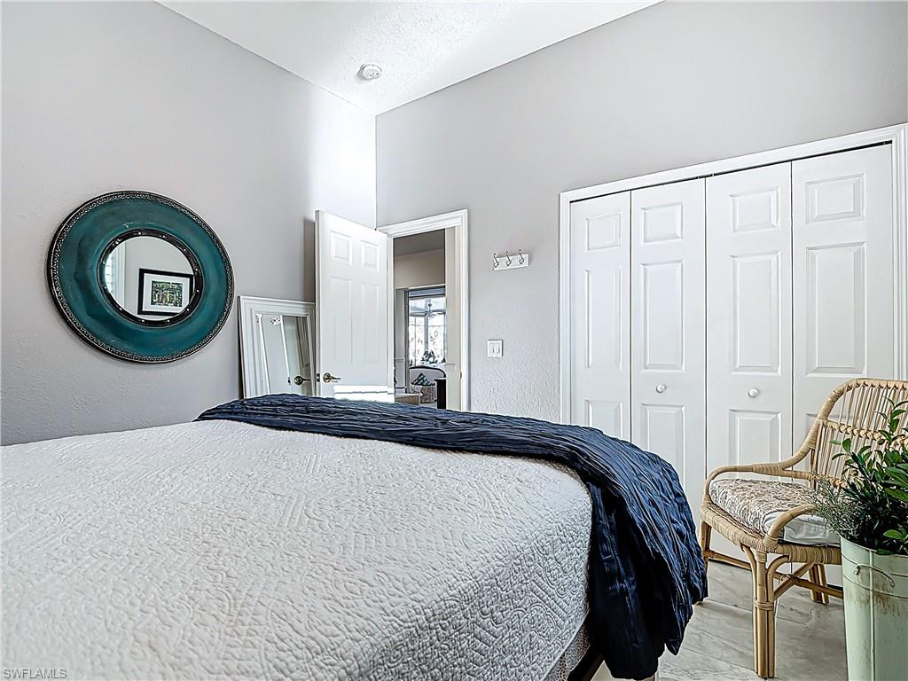 DEL VERA COUNTRY CLUB - Residential Lease