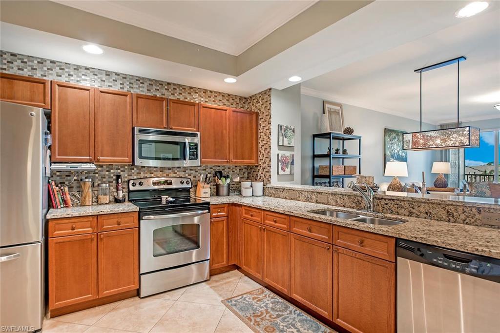 THE CARLYSLE - Residential