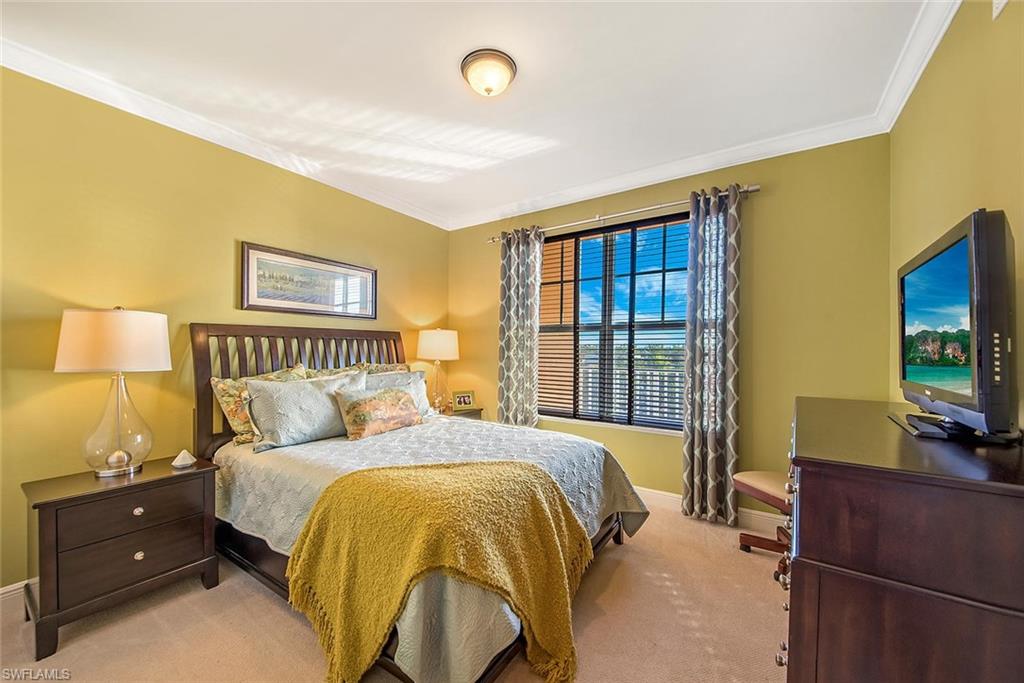 THE CARLYSLE - Residential