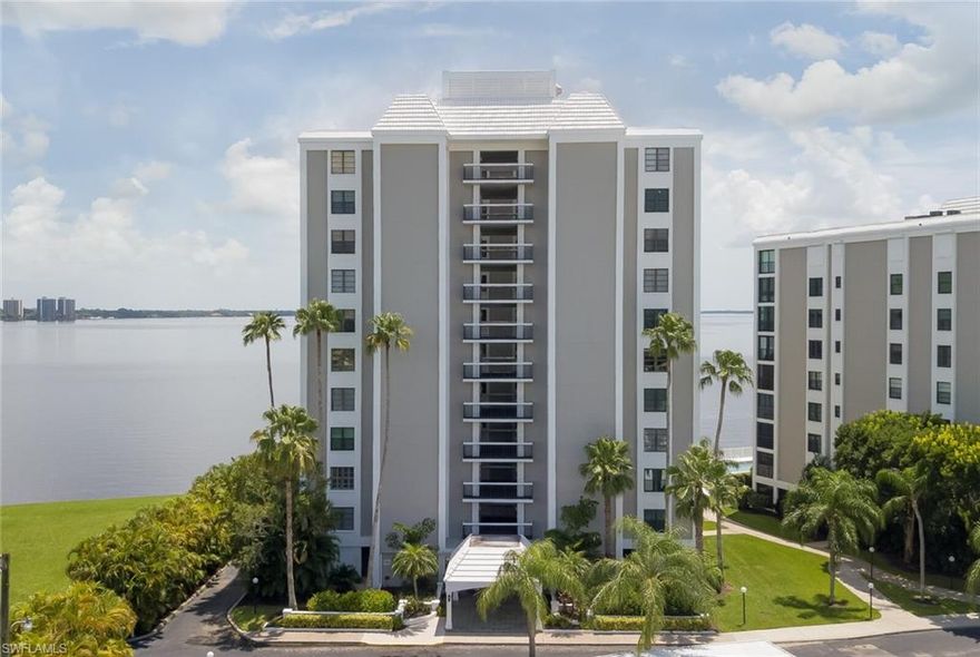 Stunningly beautiful!! This 3 bedroom, 2 bathroom condo has been completely remodeled! Featuring beautiful tile floors throughout, all new stainless steel appliances, granite countertops, soft close cabinets and drawers, tray ceiling and so much more! This Riverfront unit boasts natural light and breathtaking views of the Caloosahatchee River. You'll fall in love with the gorgeous plantation shutters and crown molding throughout. North Shore Place is an excellent community featuring competitive HOA Fee of $424 Monthly. Amenities include a large heated community pool with hot tub, tennis court, exercise room with sauna, community room, lighted dock with seating, bike storage, covered parking and storage - This unit has the best parking in the entire complex, it is the first carport in front of the building!!! North Shore Place is centrally located near Marina Town, Downtown Fort Myers, dinning, shopping, entertainment and more. Don't miss out on the opportunity to own your own piece of riverfront paradise.