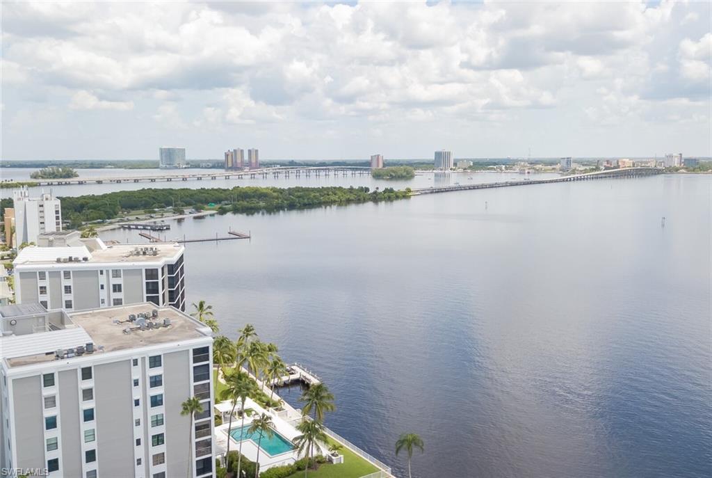 NORTH SHORE PLACE - Residential