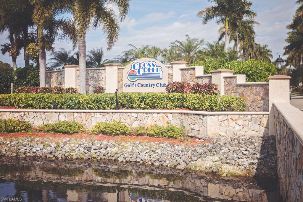 CLUBHOUSE VILLAGE - Residential