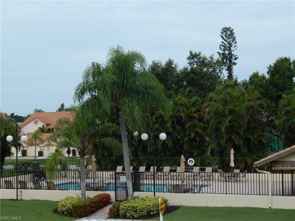 CLUBHOUSE VILLAGE - Residential