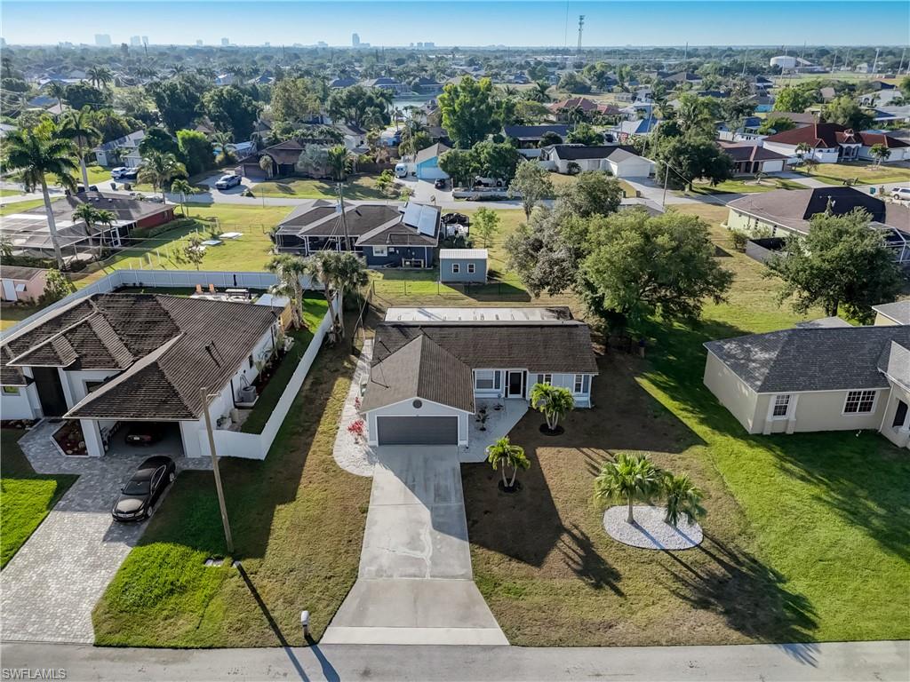 CAPE CORAL - Residential