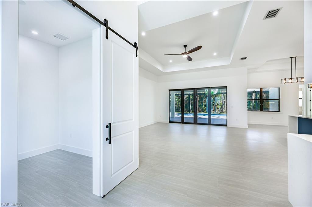 GOLDEN GATE ESTATES - Residential