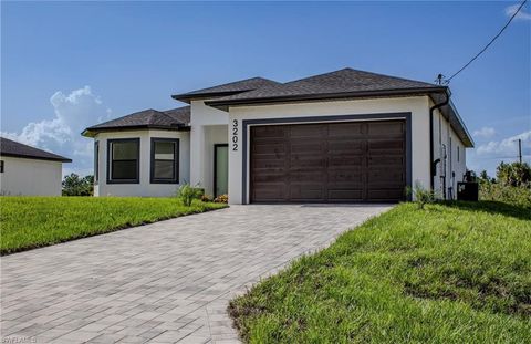 Photo of 3202 72nd ST W, LEHIGH ACRES, FL 33971 (MLS # 225078362)