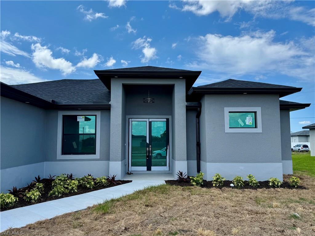 2004 Tropicana PKWY W