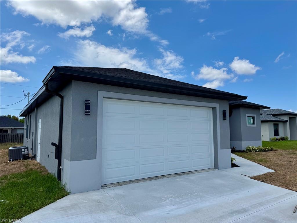 2004 Tropicana PKWY W