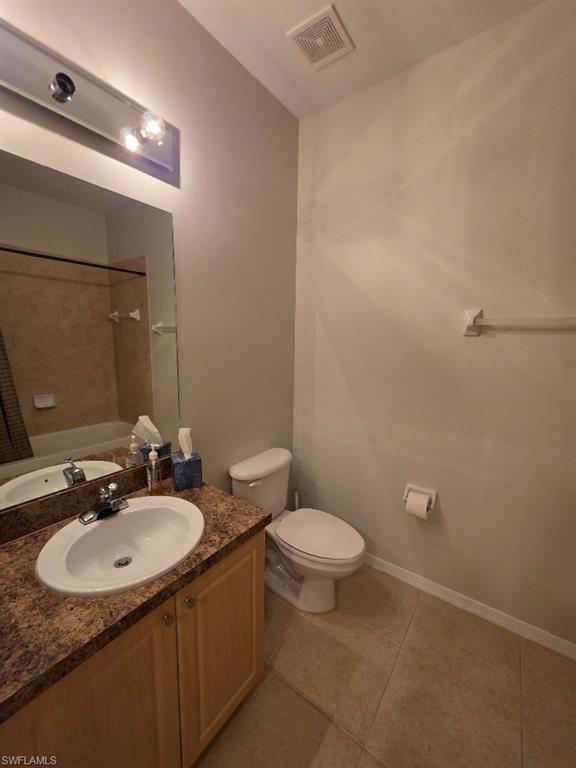 MANDOLIN BAY - Residential Lease