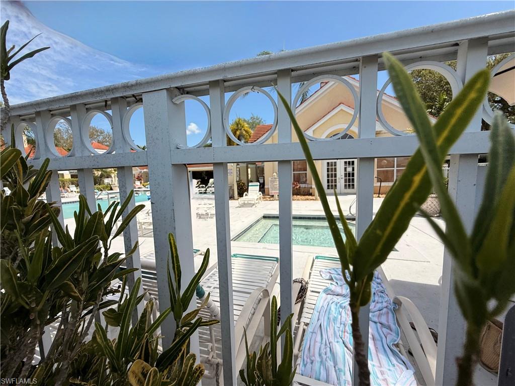 VENETIAN PALMS - Residential