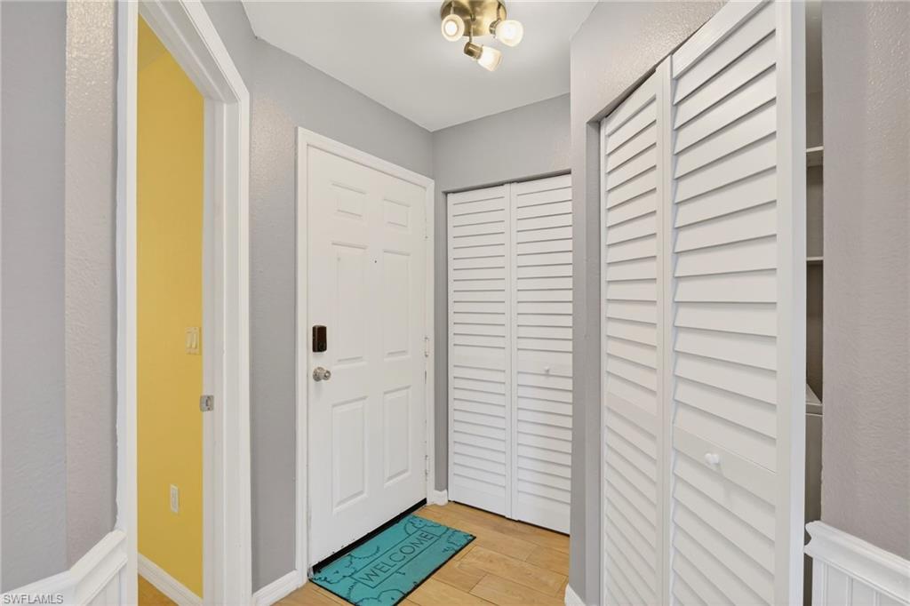 VENETIAN PALMS - Residential