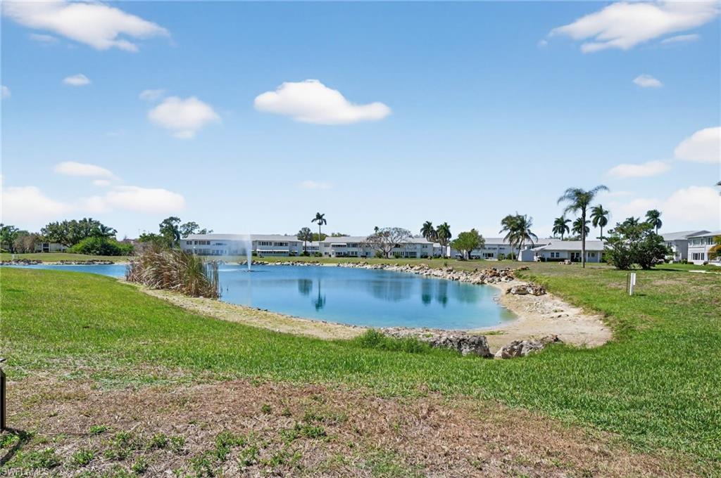 VENETIAN PALMS - Residential