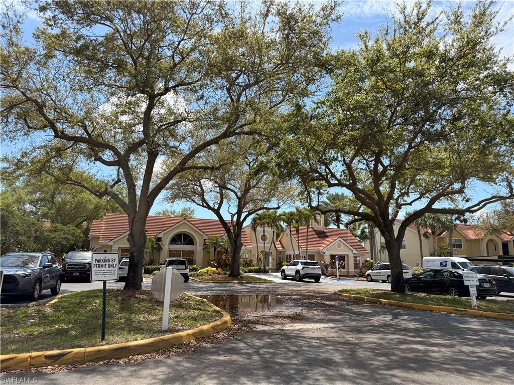 VENETIAN PALMS - Residential