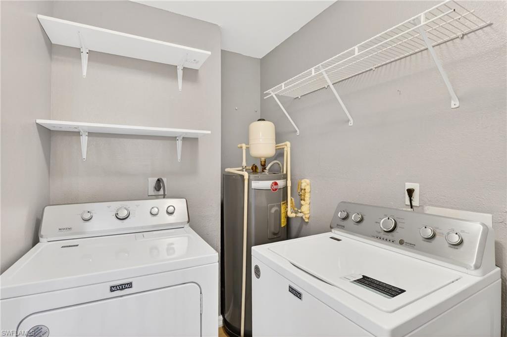 VENETIAN PALMS - Residential