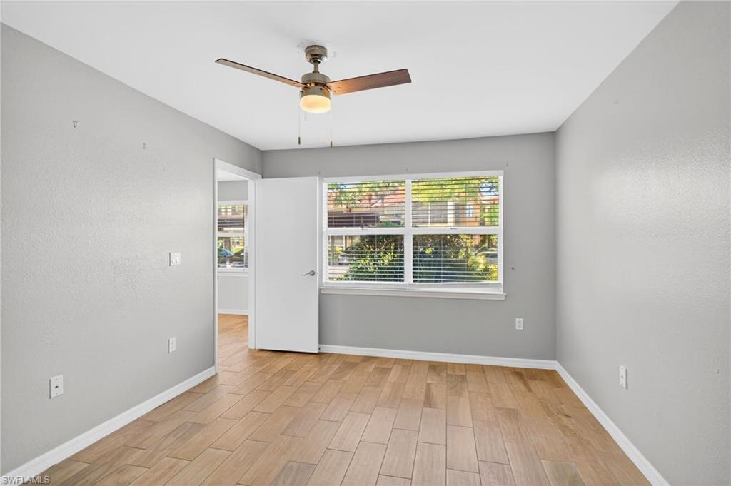 VENETIAN PALMS - Residential