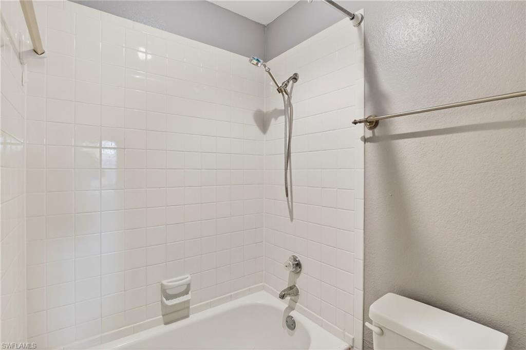 VENETIAN PALMS - Residential