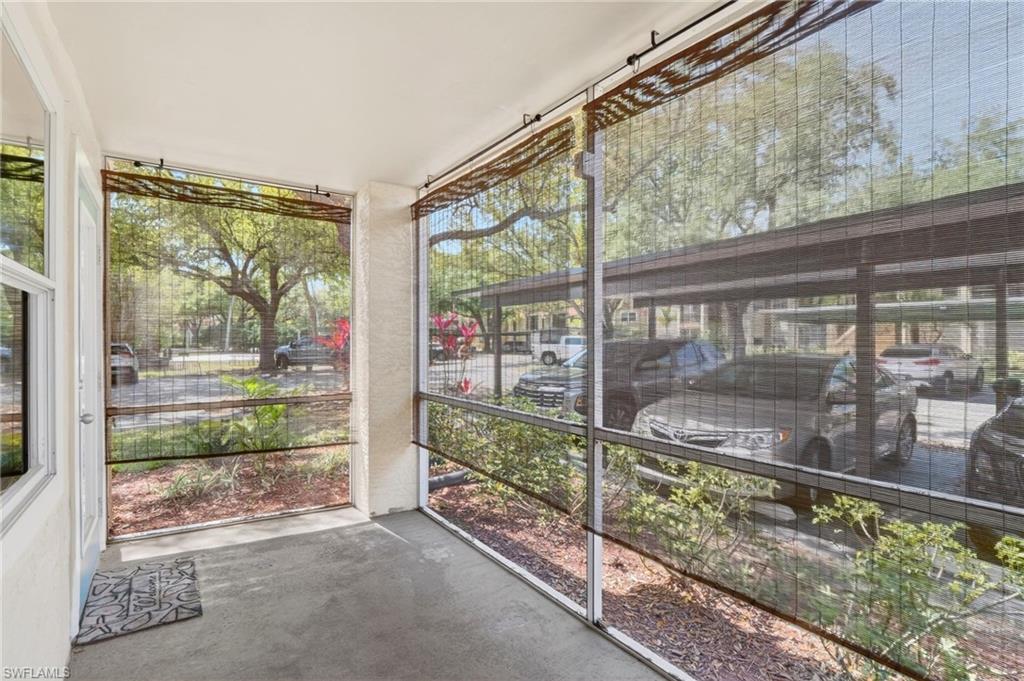 VENETIAN PALMS - Residential