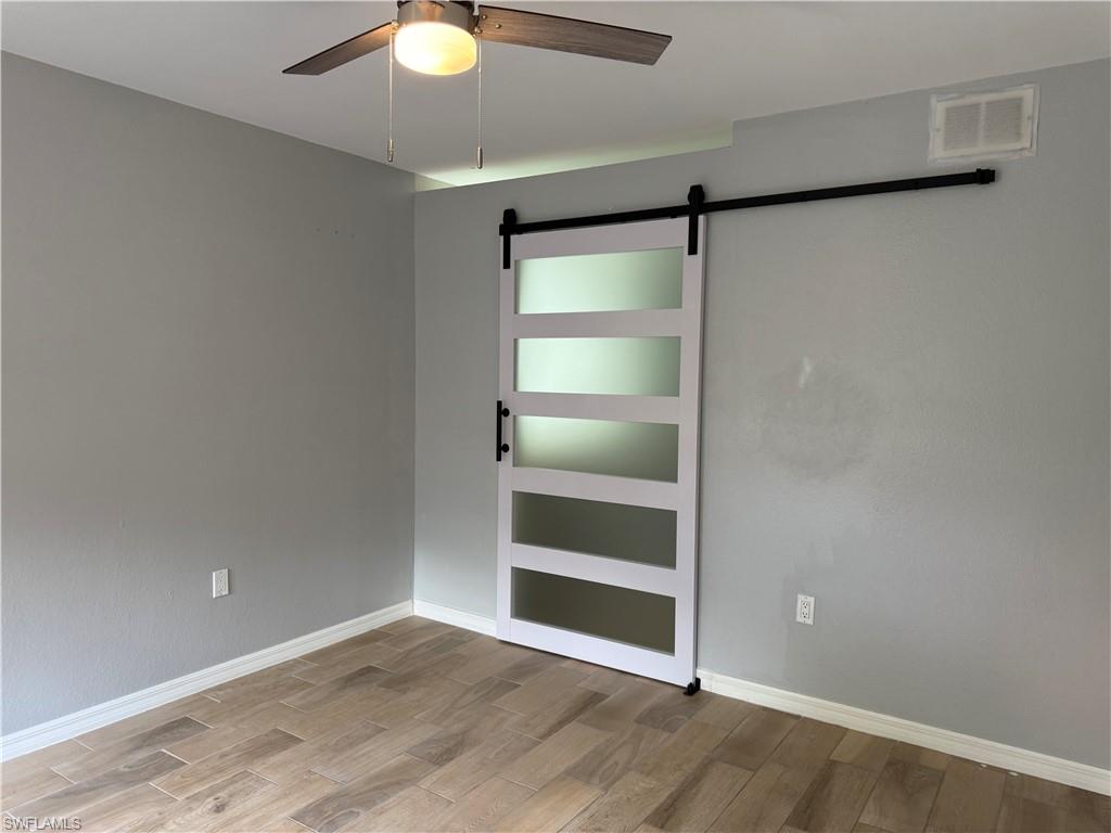 VENETIAN PALMS - Residential