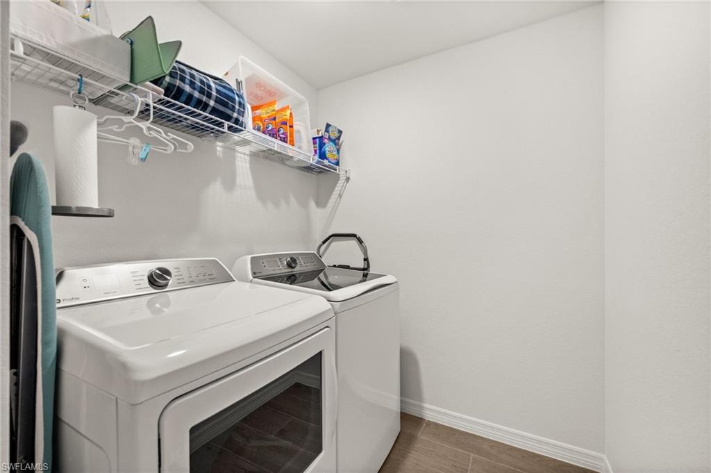 TUCKERS COVE - Residential