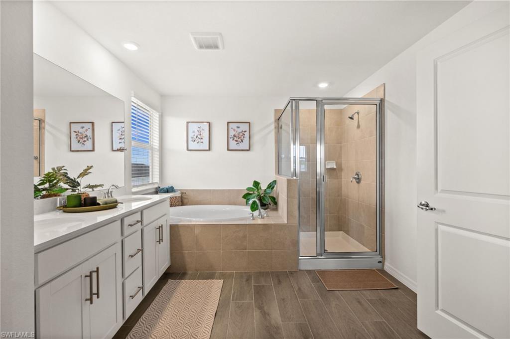 TUCKERS COVE - Residential