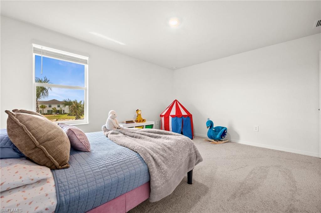 TUCKERS COVE - Residential