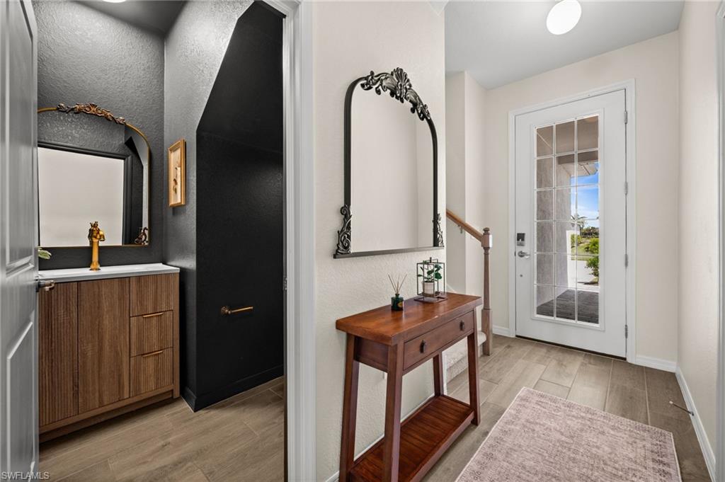 TUCKERS COVE - Residential