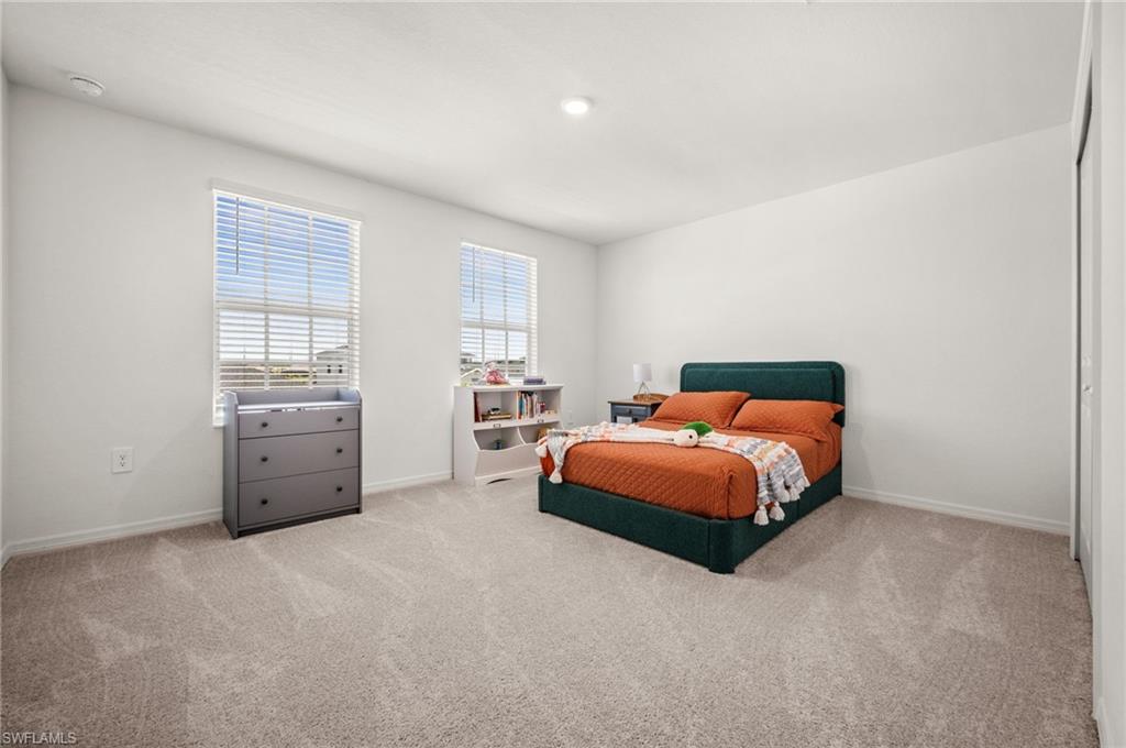 TUCKERS COVE - Residential