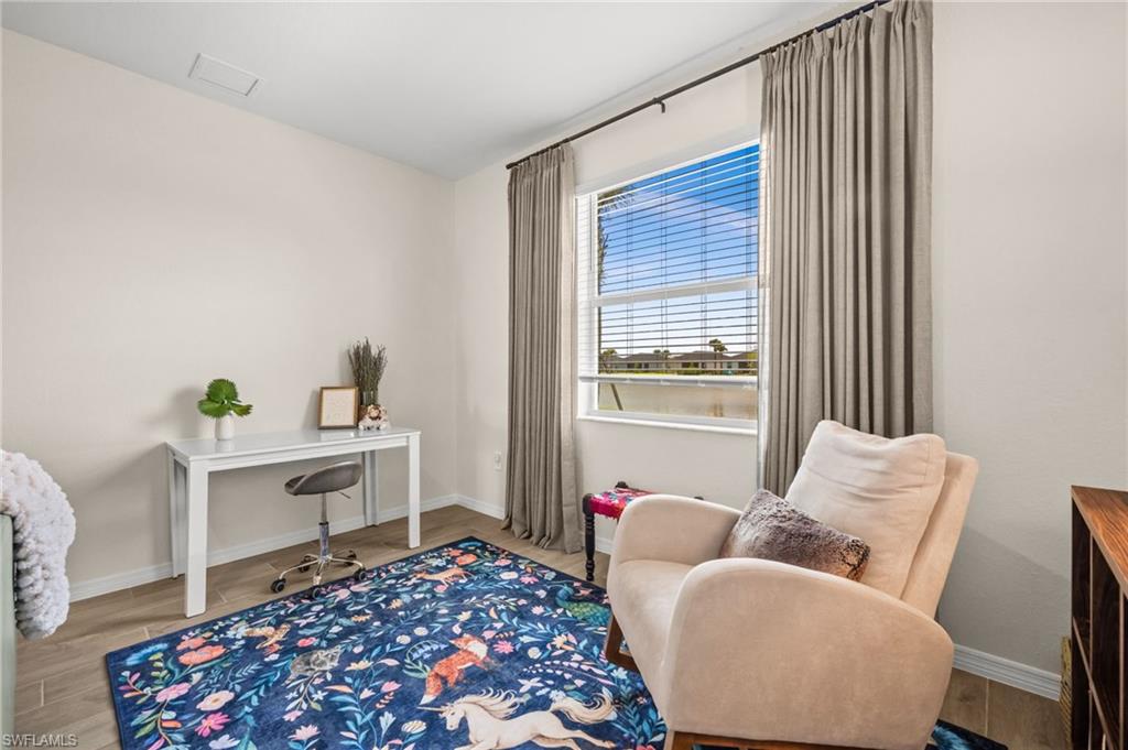 TUCKERS COVE - Residential