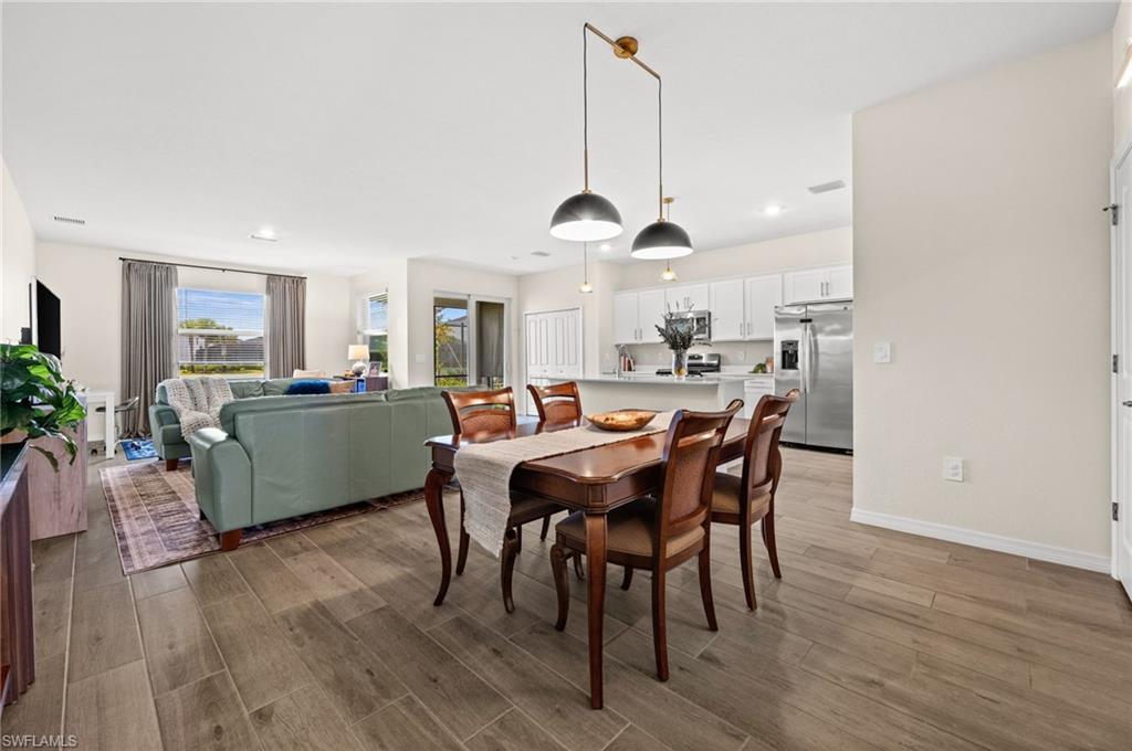 TUCKERS COVE - Residential