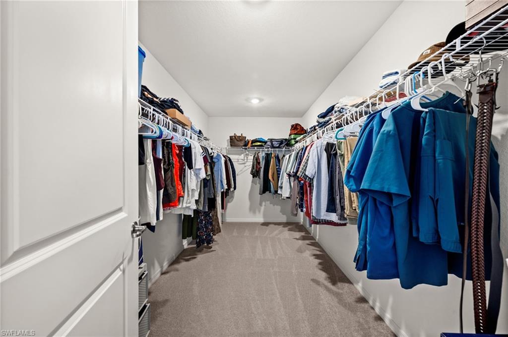 TUCKERS COVE - Residential