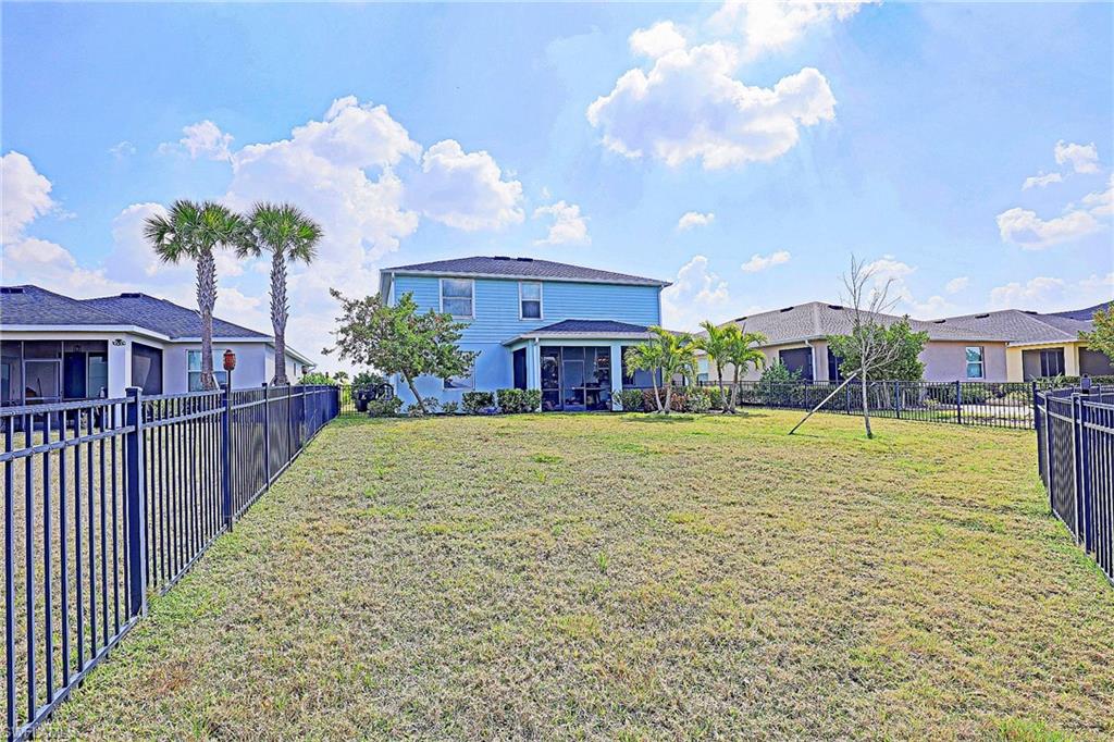 TRAILS EDGE - Residential