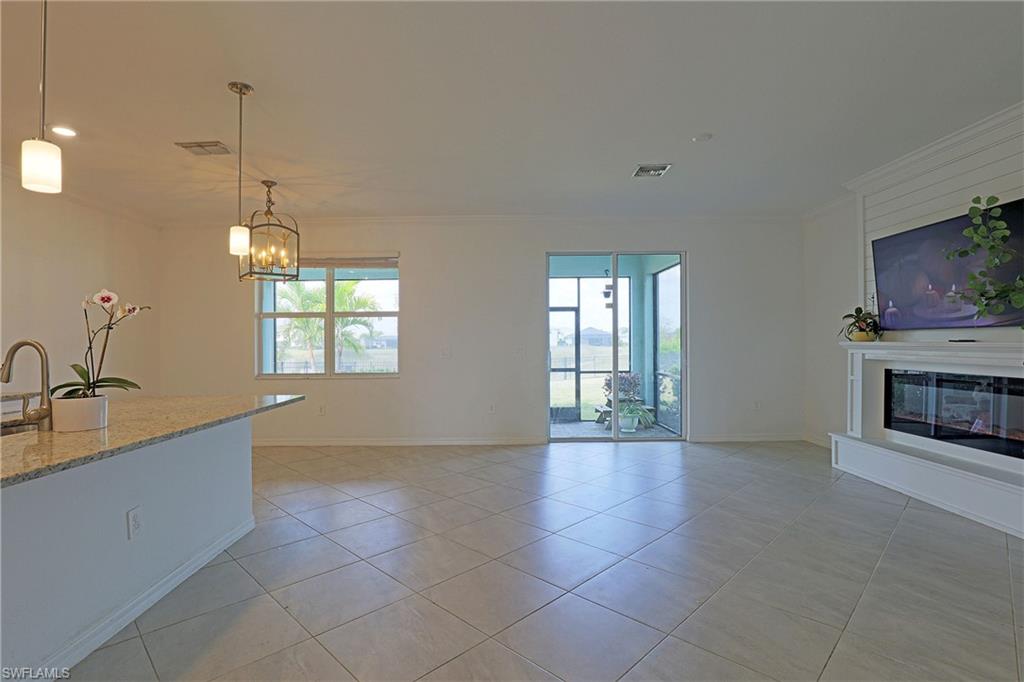 TRAILS EDGE - Residential