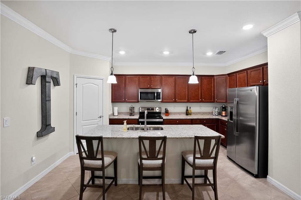 14542 Monrovia LN