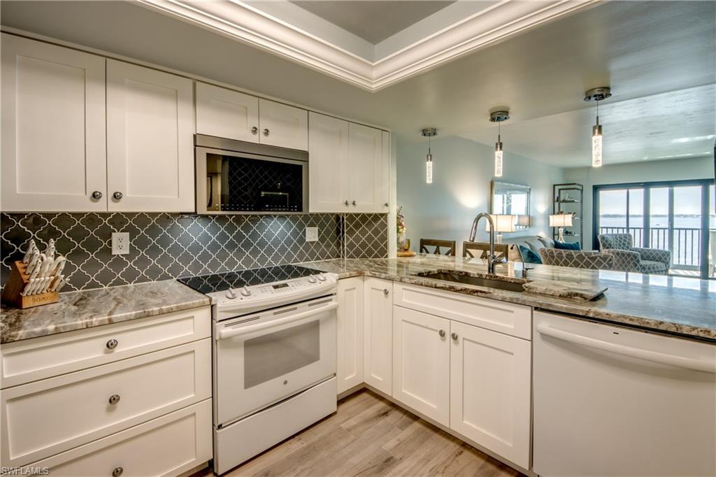 MOORINGS POINT CONDO - Residential