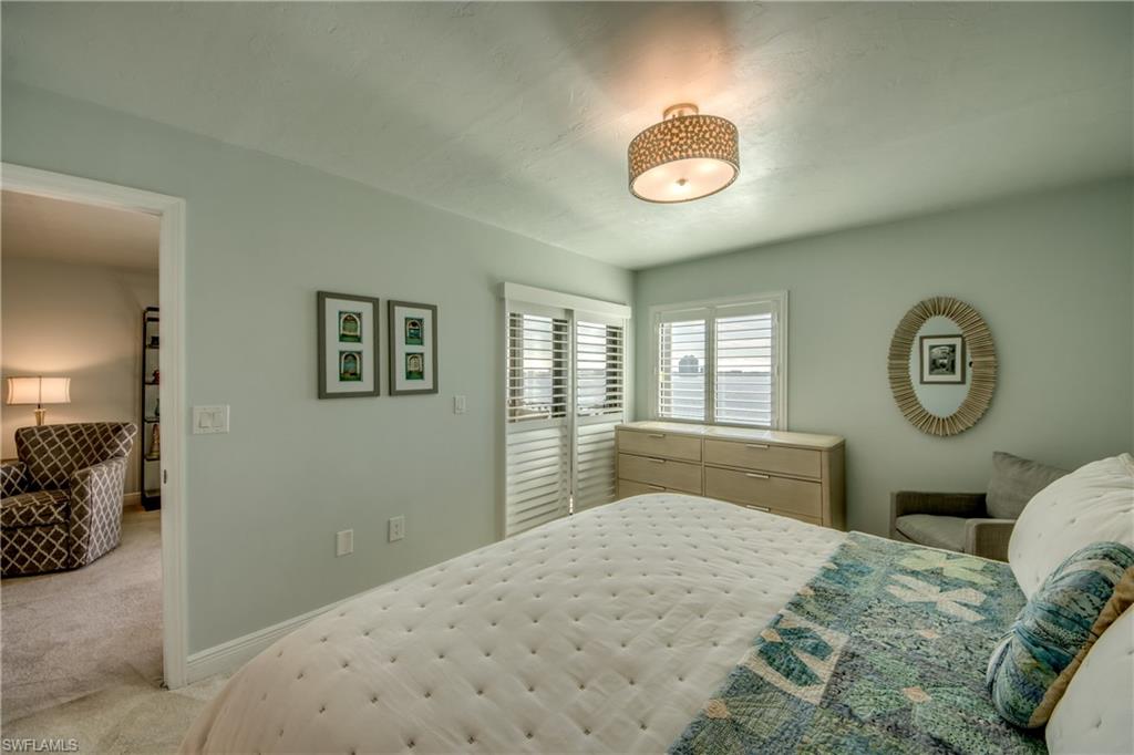 MOORINGS POINT CONDO - Residential