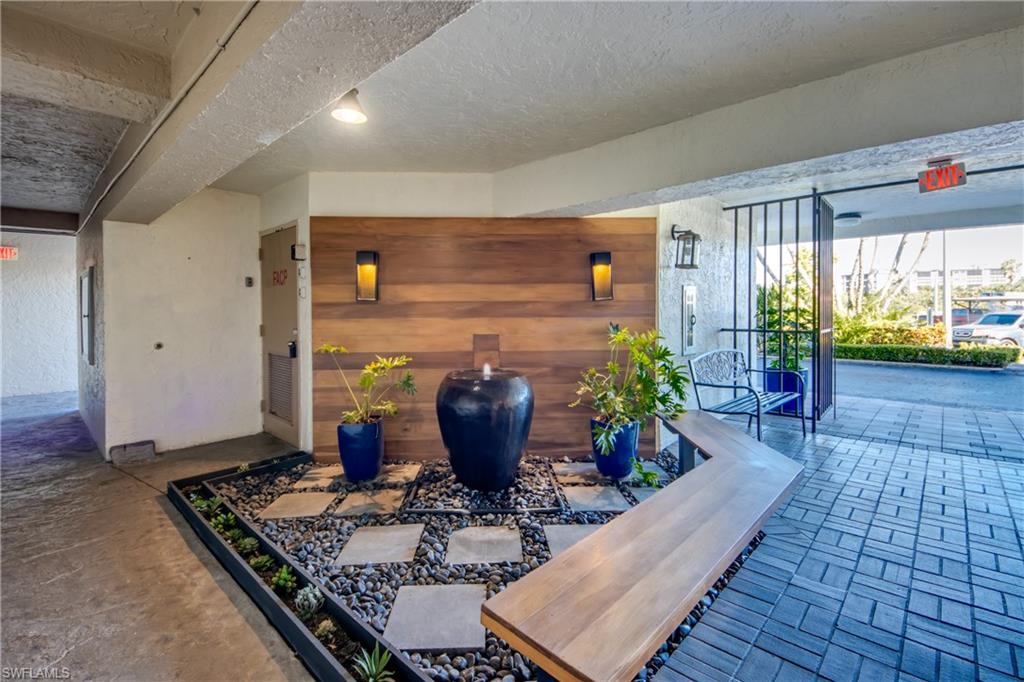 MOORINGS POINT CONDO - Residential