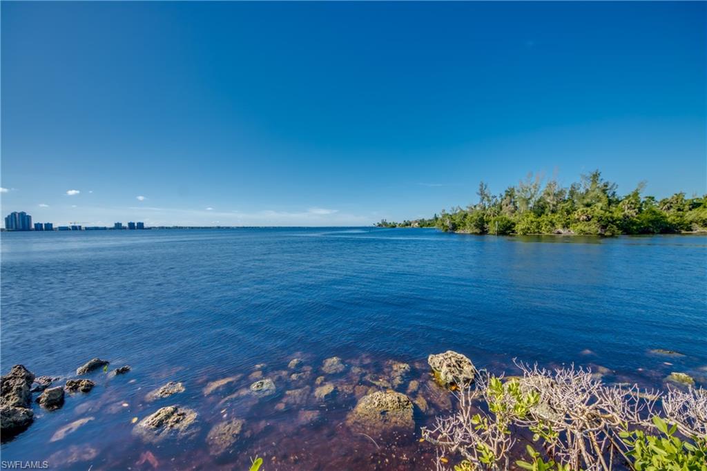 MOORINGS POINT CONDO - Residential