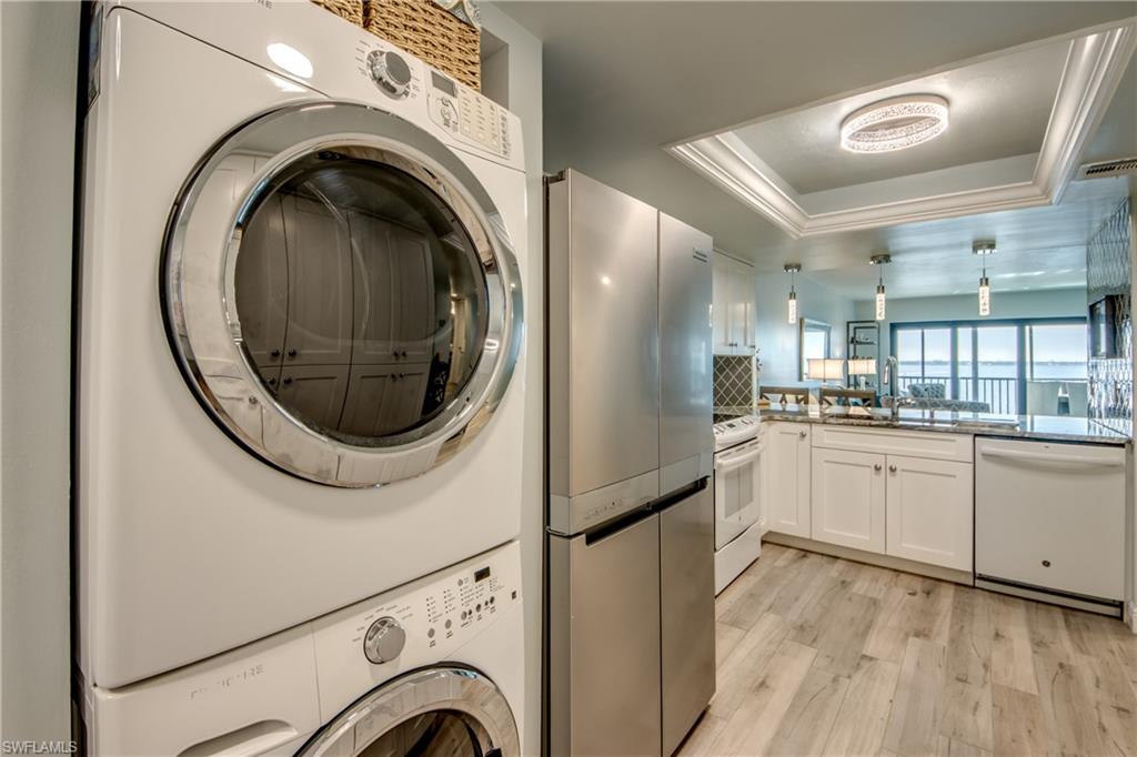 MOORINGS POINT CONDO - Residential