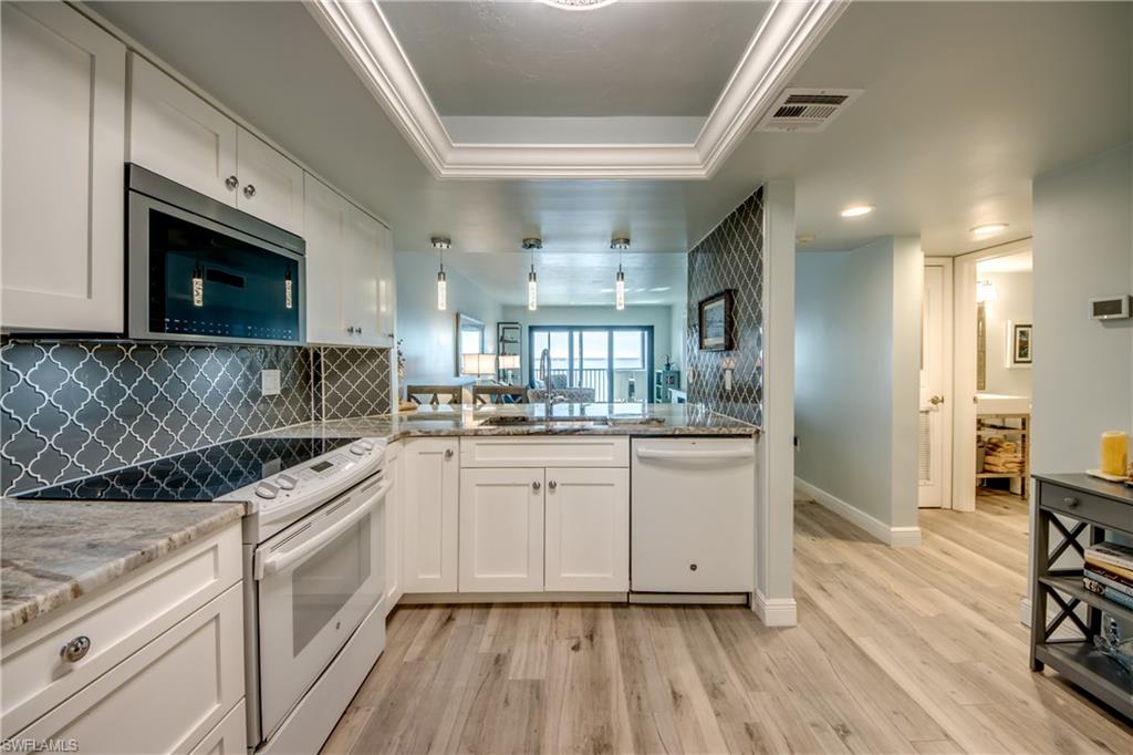 MOORINGS POINT CONDO - Residential