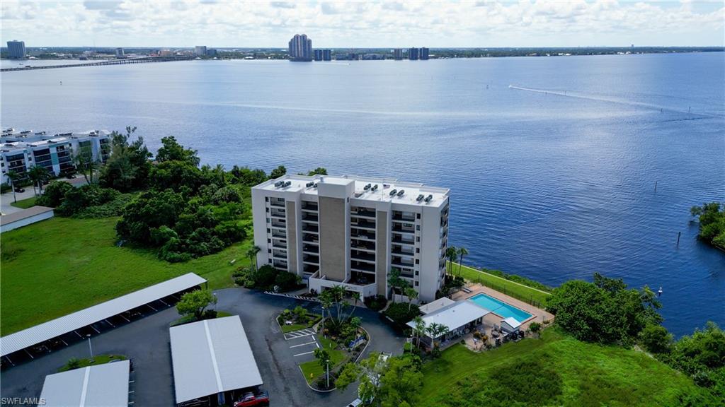 MOORINGS POINT CONDO - Residential