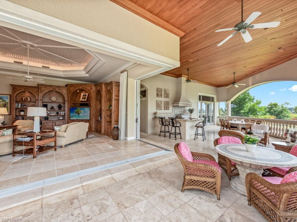 BAY WOODS - Residential