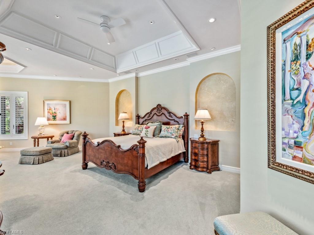 BAY WOODS - Residential