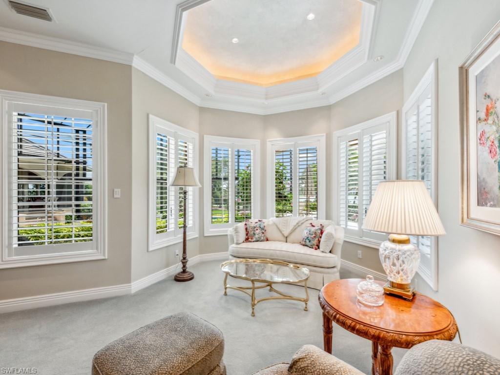 BAY WOODS - Residential