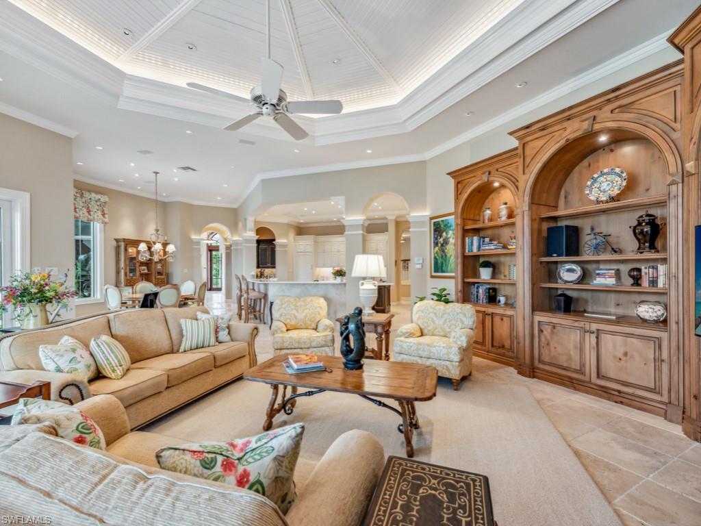 BAY WOODS - Residential