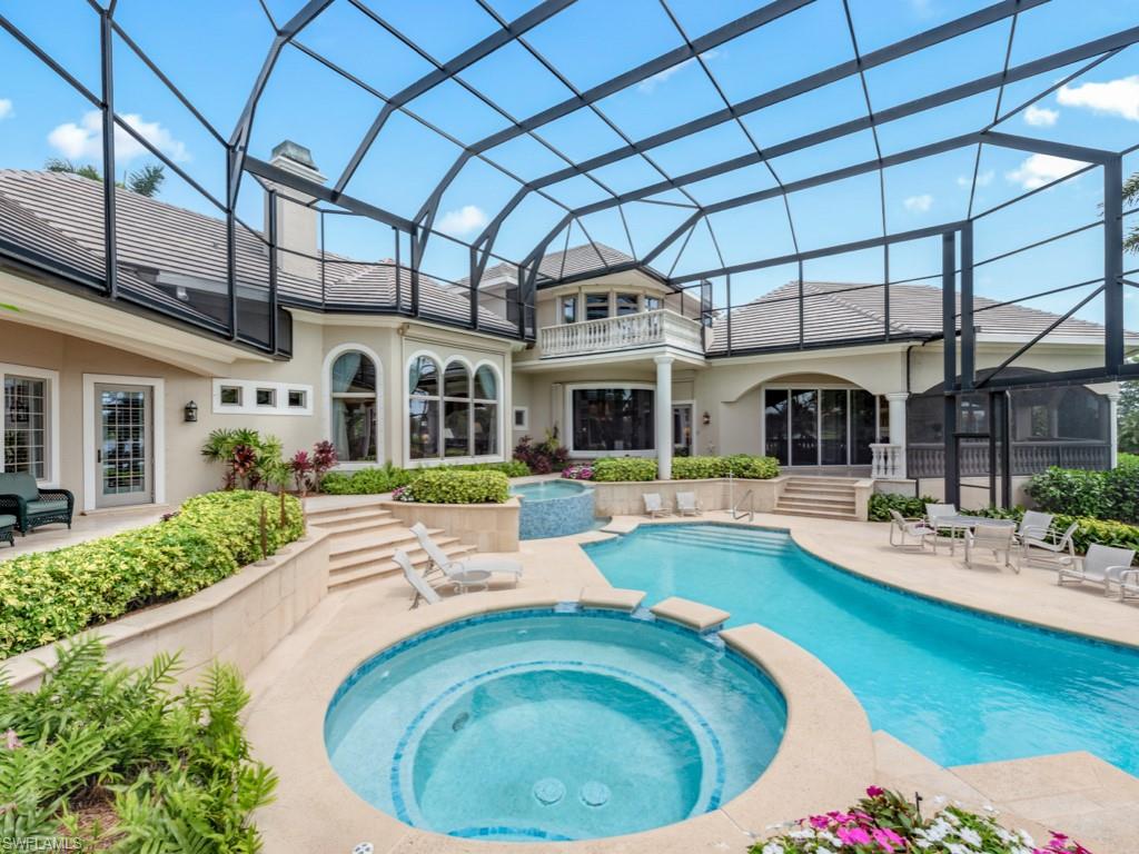 BAY WOODS - Residential